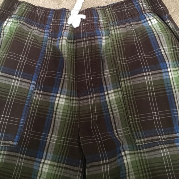 Shorts - Picture 2 of 3