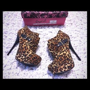 Leopard booties