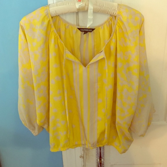 Cute Summer Blouse - Picture 1 of 1