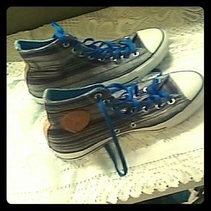 Men's SIZE 11 COVERSE