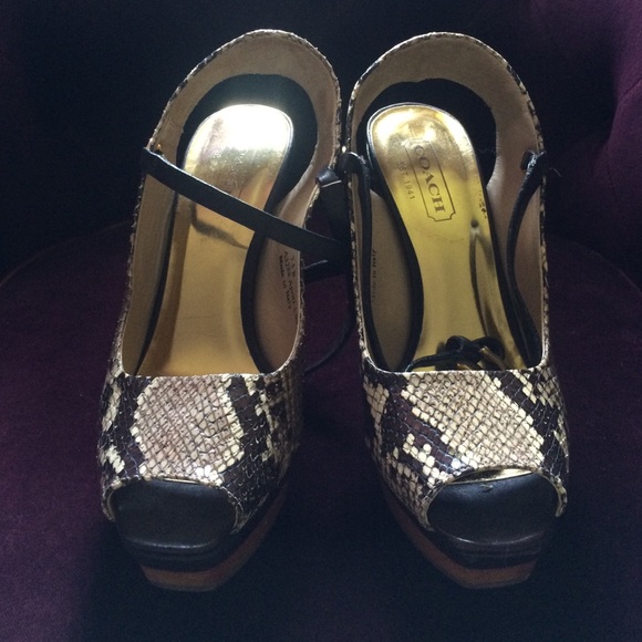 Coach leather snake pattern platform strappy heels - Picture 2 of 4