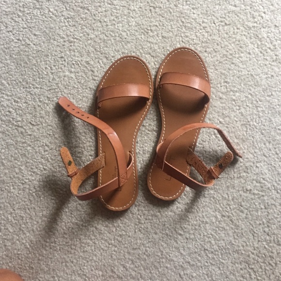 Loft sandals