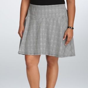Houndstooth Flounce Skirt | Torrid Size 2