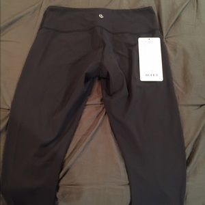 Lulu Lemon Wunder Under Crop