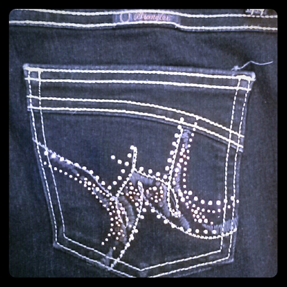 "Shiloh" by Wrangler dark blue jeans EUC