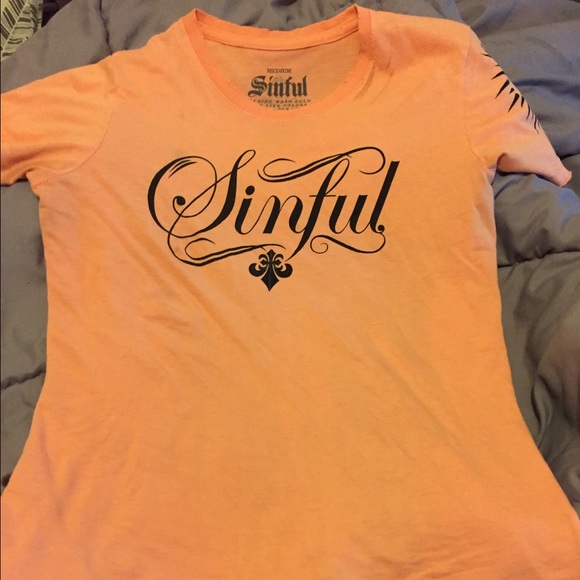 Sinful orange top size m