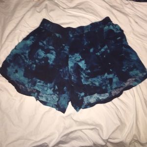 NEW | Blue tie-dye flowy shorts