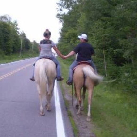 Meet your Posher, Bobbi - Picture 1 of 1