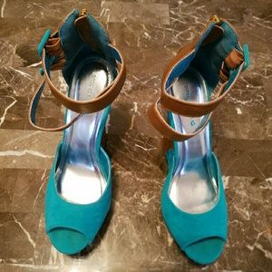 ☟MARKED☟***TEAL & CAMEL WEDGES***