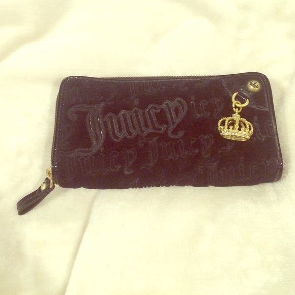 Juicy couture wallet