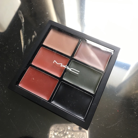 🆕 NIB Mac eyeshadow quad - Picture 3 of 3