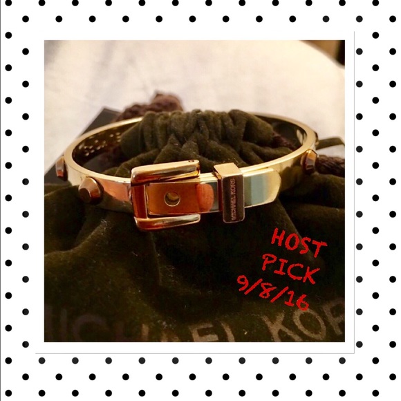 Michael Kors Jewelry - 🎄SALE🎄🌹HP🌹NWOT💯Auth Michael Kors bangle