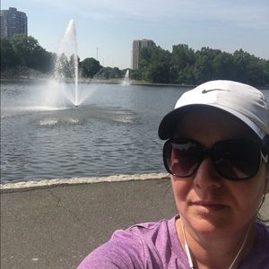 Meet your Posher, Sara