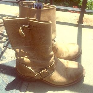 Women's Frye Engineer 8R