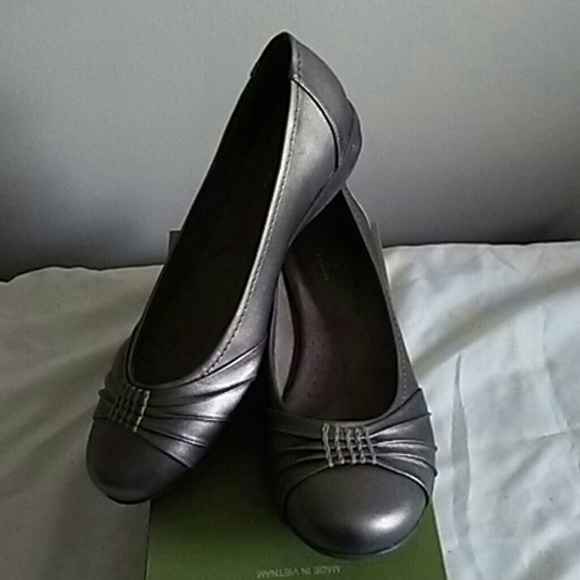 Gently worn flats
