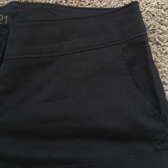 Forever 21 Cuffed Black Shorts - Picture 2 of 4