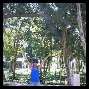 Meet your Posher, Melissa