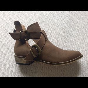 Ankle boots
