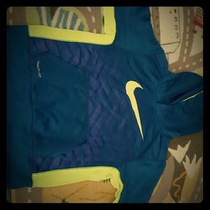nike sweater