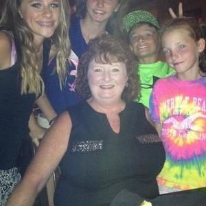 Meet your Posher, Debbie