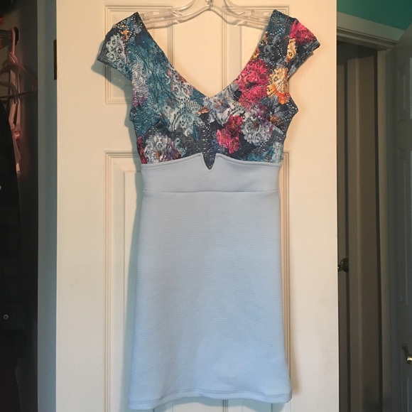 PASTEL BODYCON COCKTAIL DRESS - Picture 1 of 2
