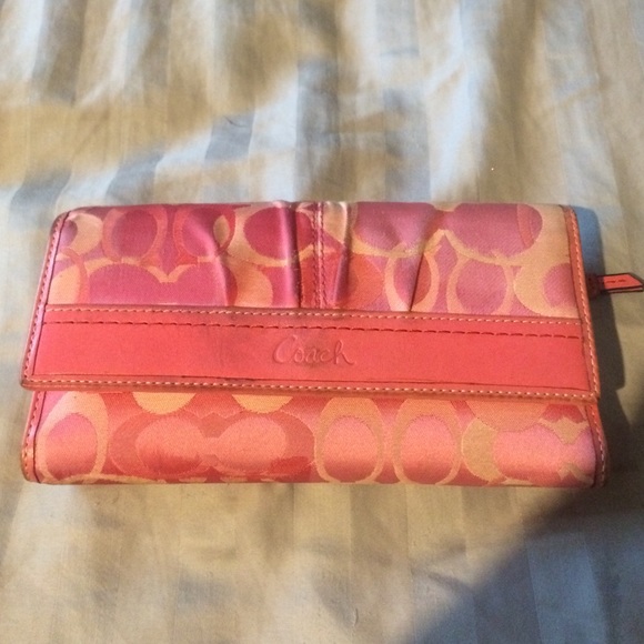 Pink coach wallet