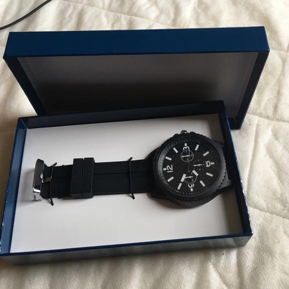 Macy's watch - Picture 2 of 2