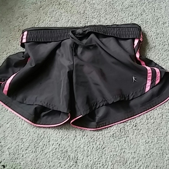Running shorts - Picture 3 of 3