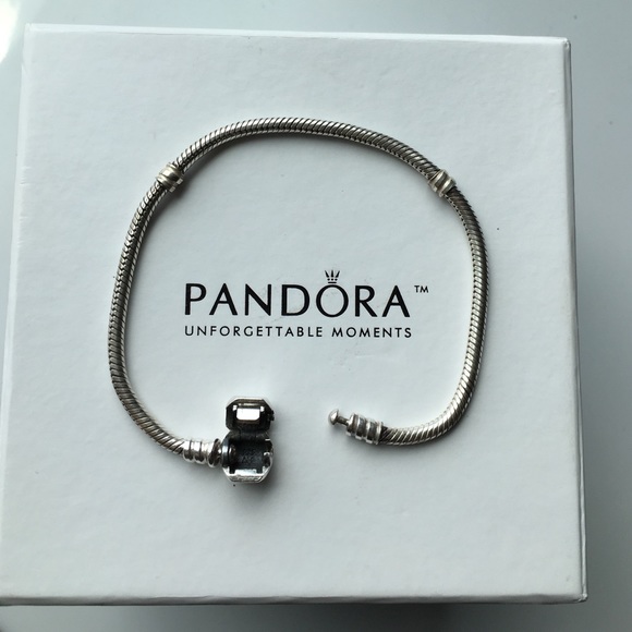 7.5" Pandora bracelet