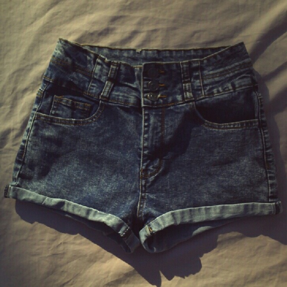 Highwaisted shorts