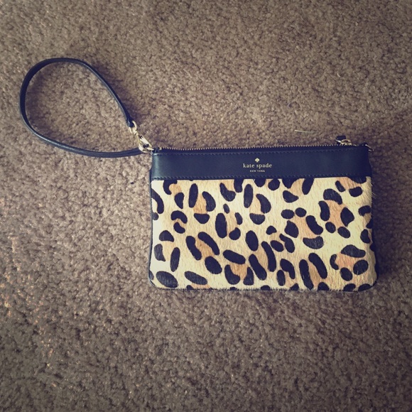 Leopard print Kate Spade wristlet:)