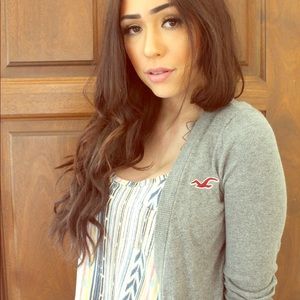 Hollister cardigan