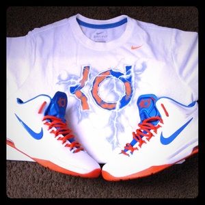 Nike Thunder city "KD's" w/ matching T-Shirt