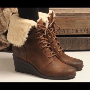 Ugg Chocolate Brown Waterproof Zea Boots