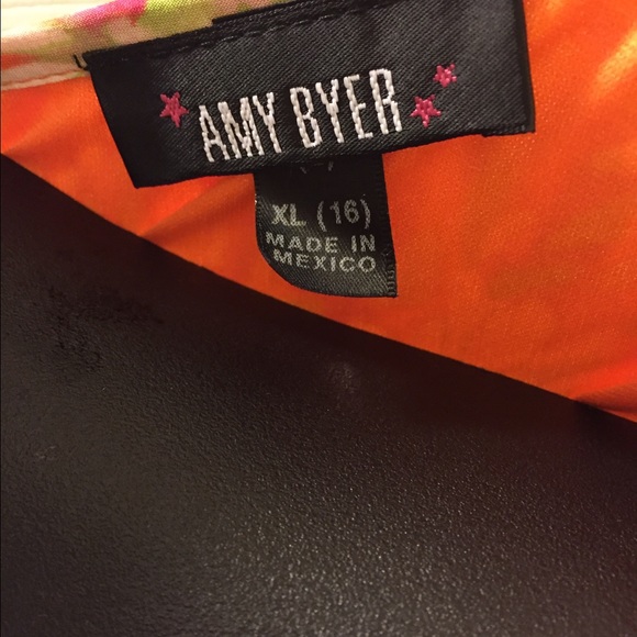 Amy Byer Ruffled Girls Top - Picture 4 of 4