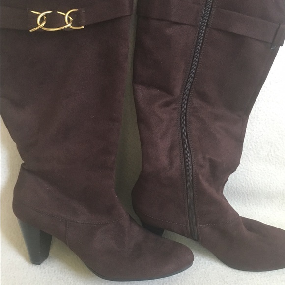 Brown heeled boots