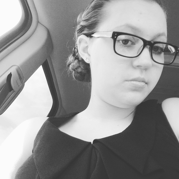 Meet your Posher, Tori