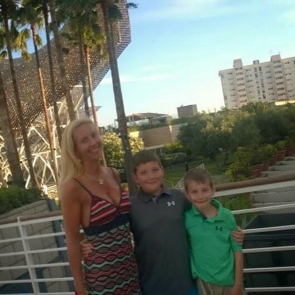 Meet your Posher, Deanna