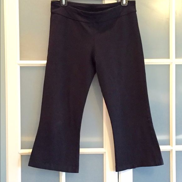 CUTE Lululemon Crop Pants!