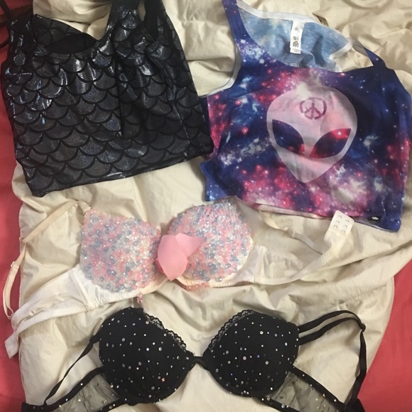 Rave top bundle~ would fit S - M🦄💕👽