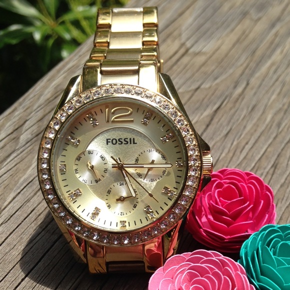 Fossil Riley Boyfriend Women's Watch 💖✨