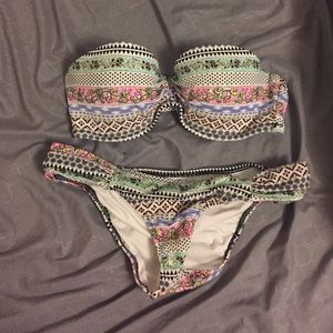 VS bathing suit top and bottom