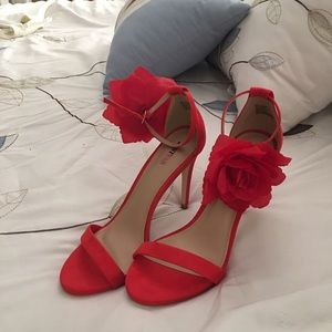 JustFab strappy heels Size 8