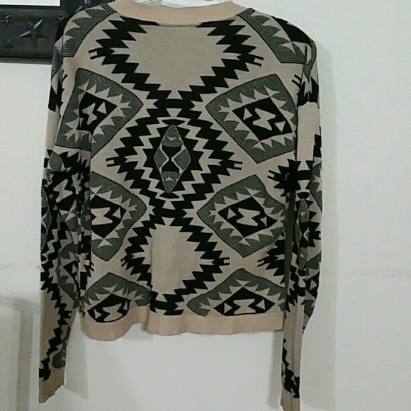 Sweater - Picture 2 of 4