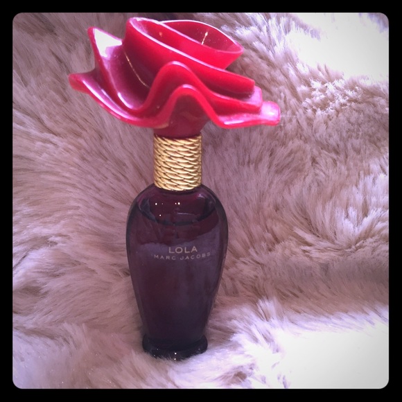 Marc Jacobs Lola perfume miniature