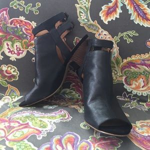 Black Leather Nine West Booties