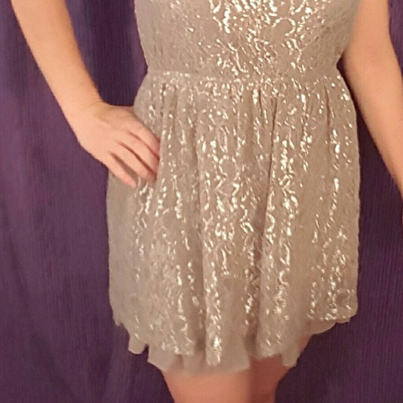 Silver metallic lace dress - Picture 2 of 3