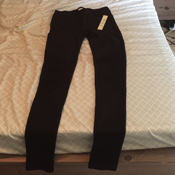 Brand new with tags LoveFire black legging pants