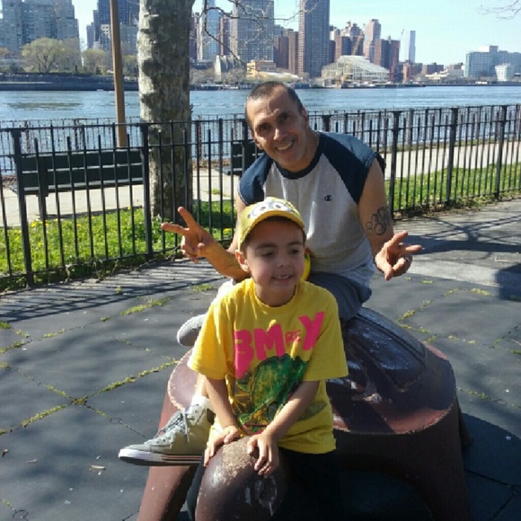 Meet your Posher, Karen - Picture 2 of 4