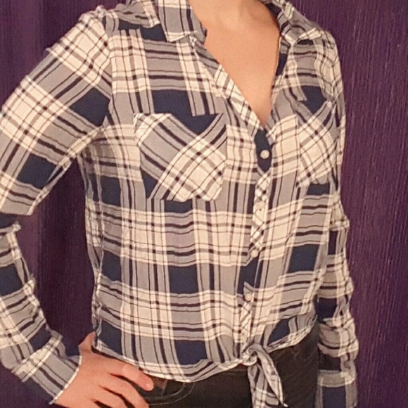 NWOT Aeropostale Tie-front Plaid Blouse - Picture 1 of 2